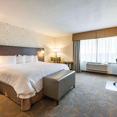Hampton Inn Sydney Exterior photo